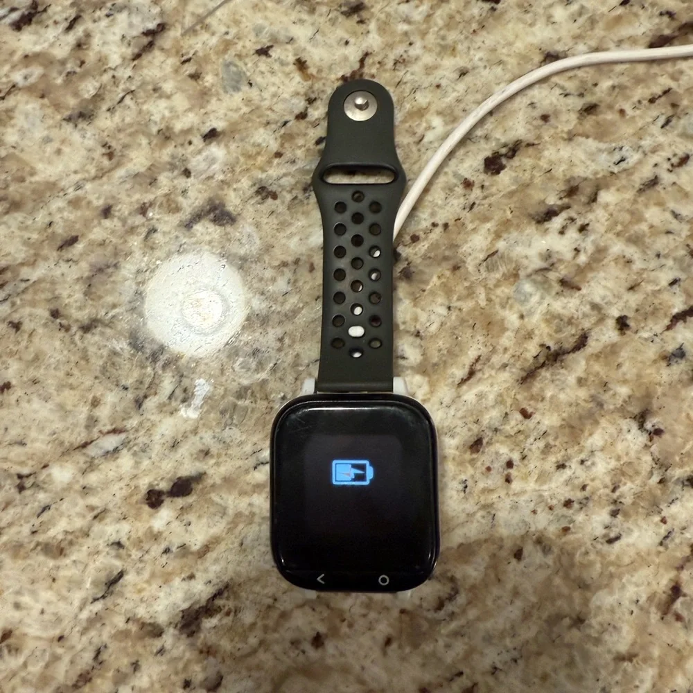 Kids Smartwatch with Black Strap - Picture 6 of 7